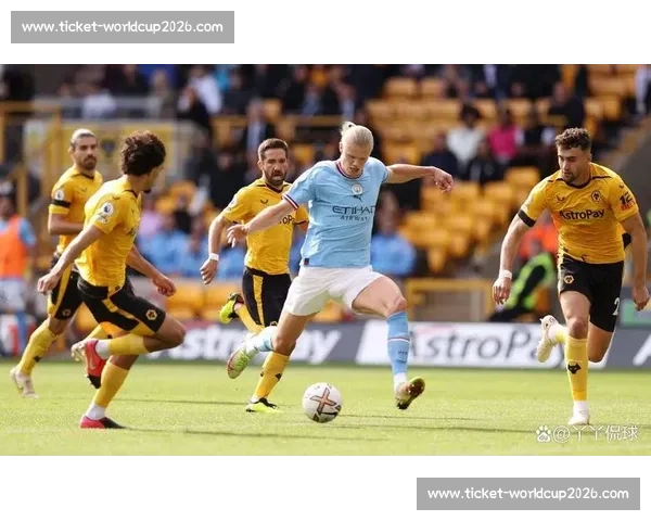 曼城确认刘易斯红牌停赛两场 世俱杯关键战迎大规模轮换