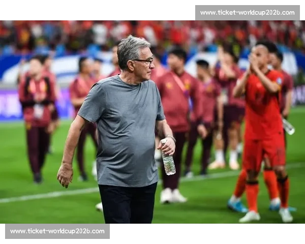 津媒:国足东亚杯主帅悬而未决 足协陷舆论压力 津媒:国足东亚杯主帅悬而未决 足协陷舆论压力