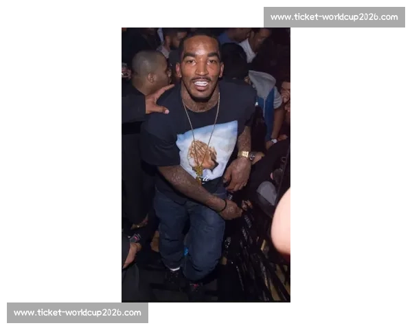 特里皮尔被曝与成人女星夜店密会至凌晨 婚姻破裂细节曝光