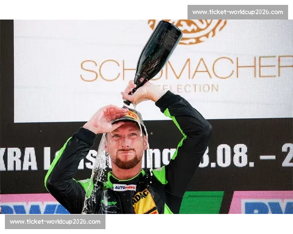 梅尔滕斯斯海尔托亨博斯封后，首夺草地冠军 + 生涯第 10 冠里程碑