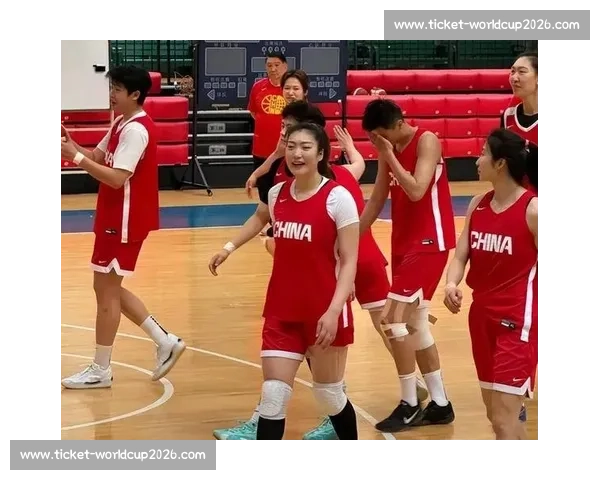 宫鲁鸣挥泪斩李梦！铁腕治军掀女篮变革，球迷：早该如此